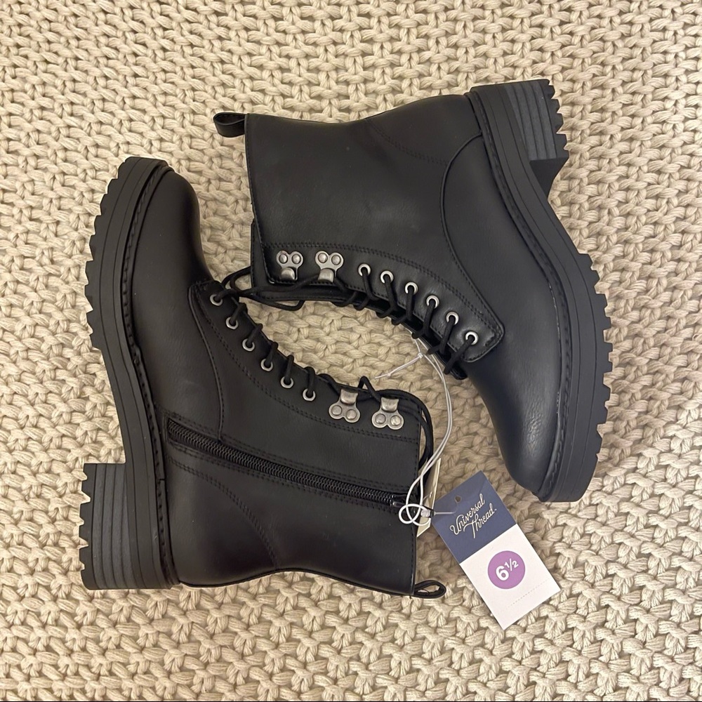 BLACK BOOTS | TARGET